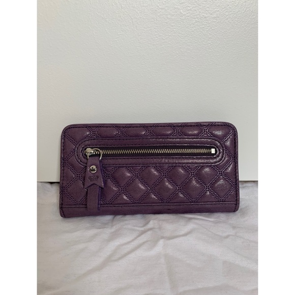 •JUICY COUTURE Quilted Purple Leather Wallet• - Picture 2 of 5